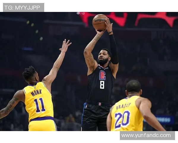 2012年湖人与快船激战三场精彩回顾与赛季影响分析 2012年湖人与快船激战三场精彩回顾与赛季影响分析