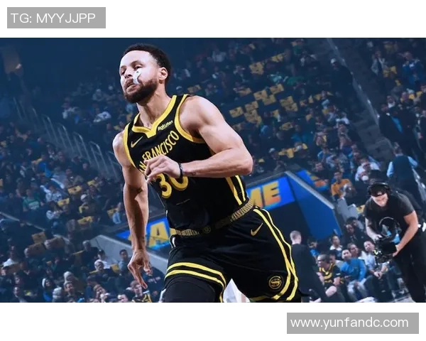 库里三分大赛决赛狂轰20球创历史新高荣膺冠军荣耀再续传奇